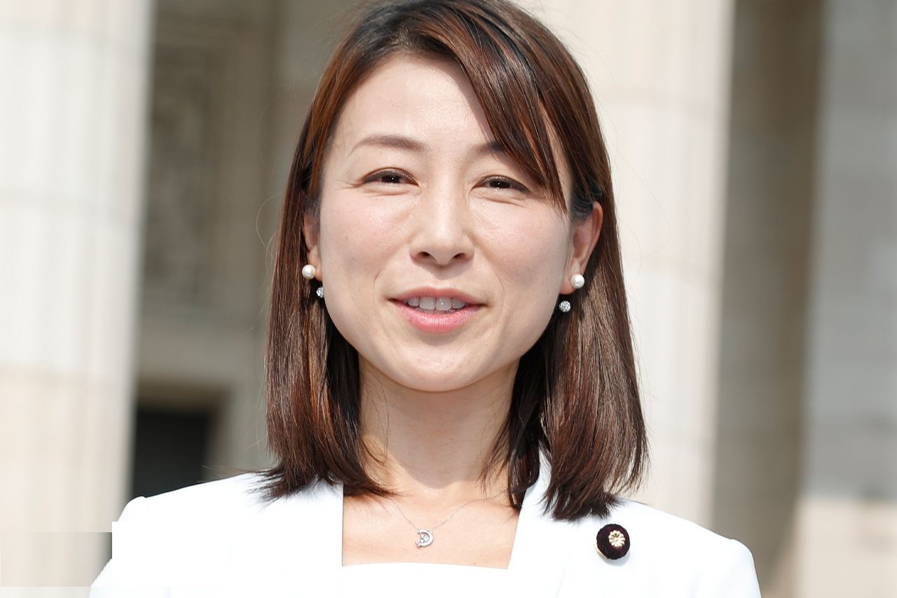 塩村あやかの夫とは？事実婚を選んだ理由と経歴を徹底解説